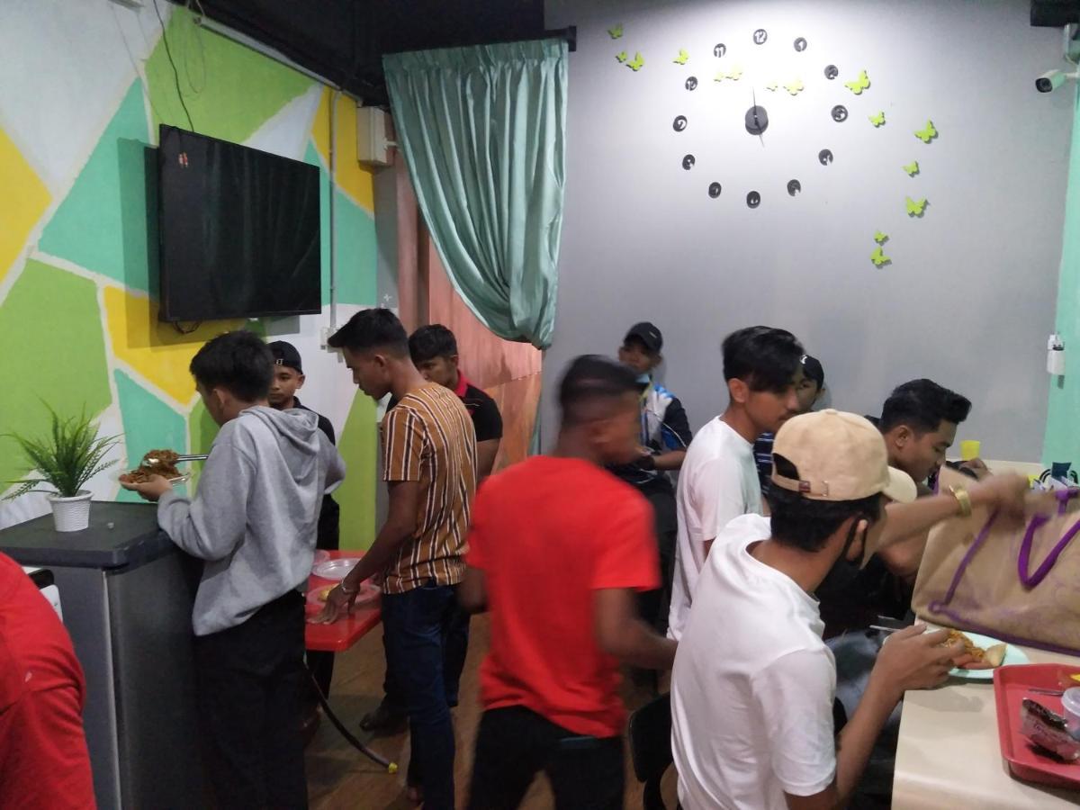 Joka-Joka Guesthouse Malacca Buitenkant foto