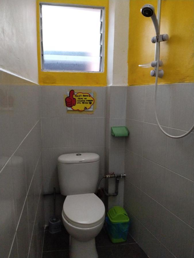 Joka-Joka Guesthouse Malacca Buitenkant foto