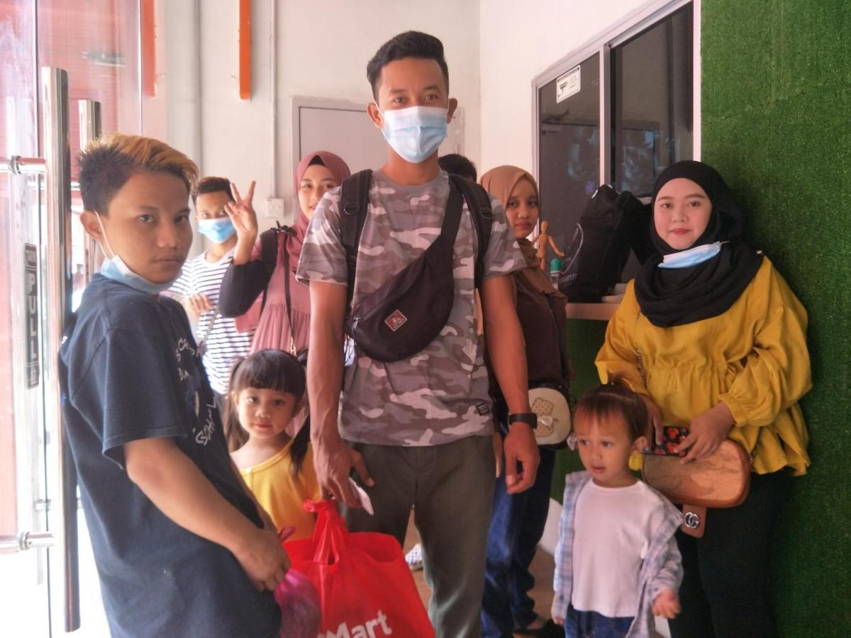 Joka-Joka Guesthouse Malacca Buitenkant foto