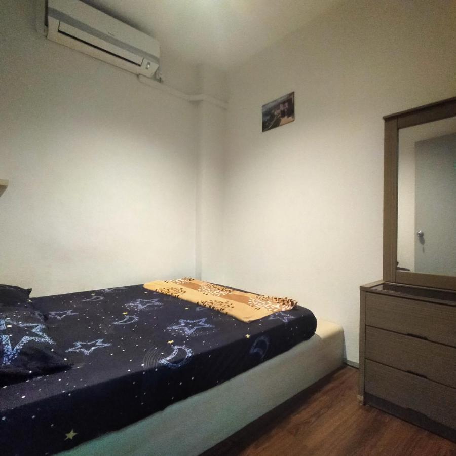 Joka-Joka Guesthouse Malacca Buitenkant foto